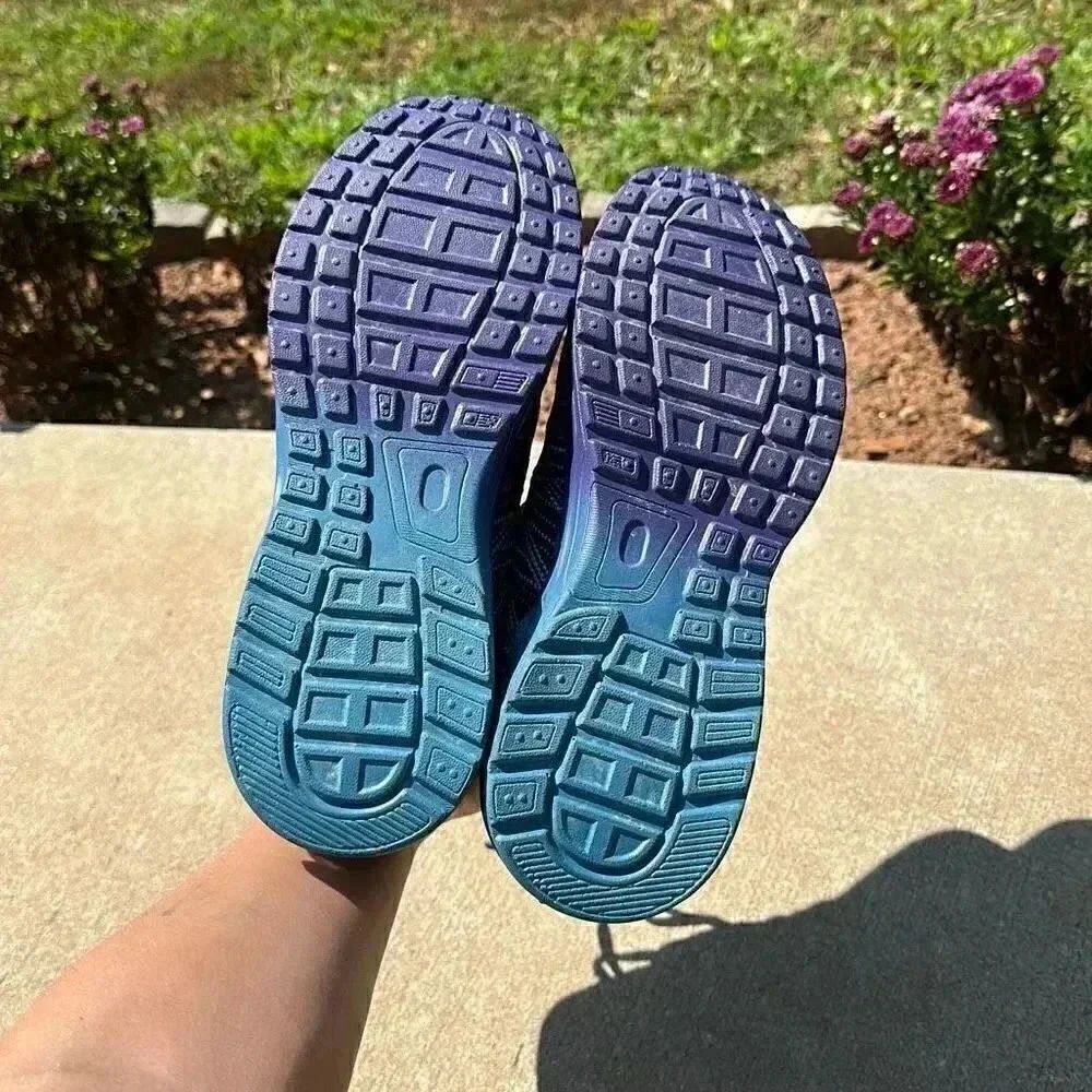 Omega Walk Sneakers - Picture 7 of 9